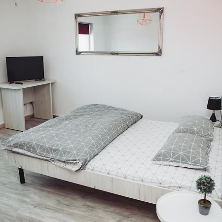 Motel Casa Ryana Self Check-In Gilău Zewnętrze zdjęcie