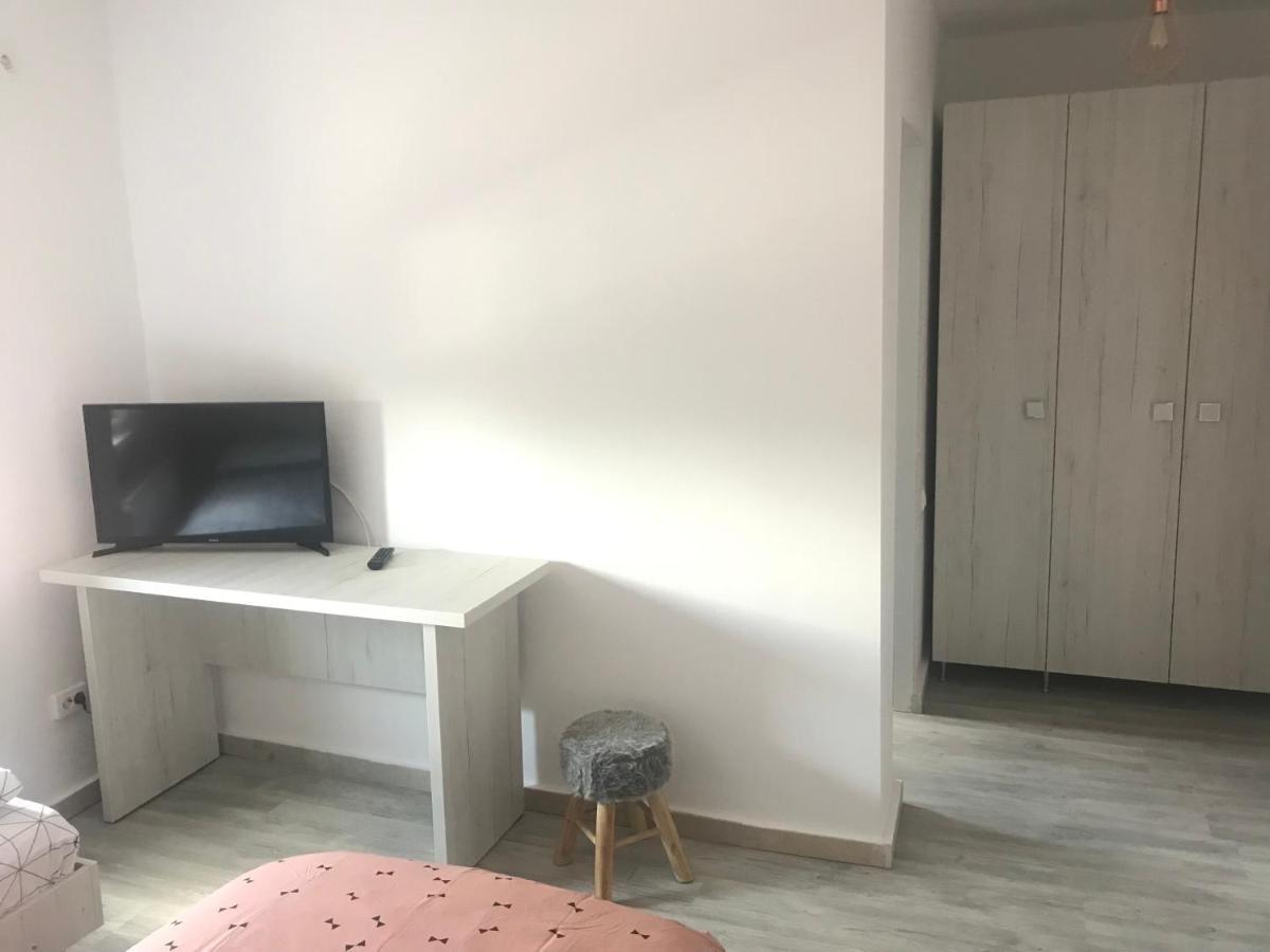 Motel Casa Ryana Self Check-In Gilău Zewnętrze zdjęcie