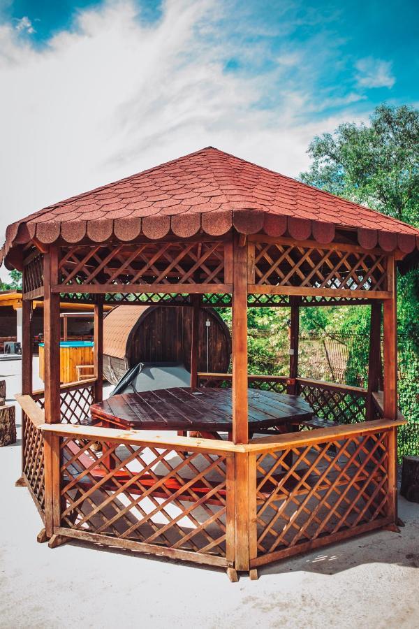 Motel Casa Ryana Self Check-In Gilău Zewnętrze zdjęcie